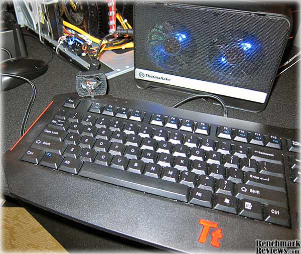 thermaltake_challenger_keyboard.jpg