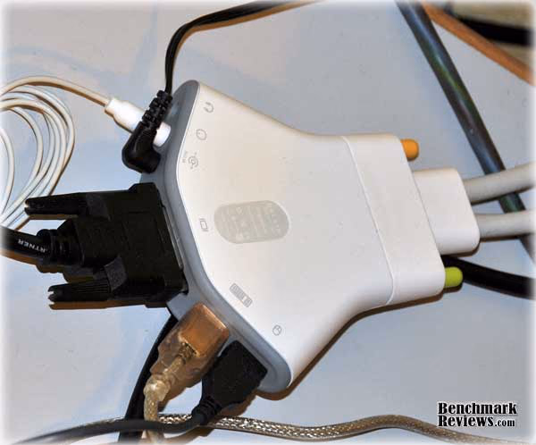 belkin flip F1DG102D cables connected