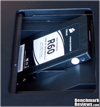 Corsair Obsidian 650D External Drive Bay