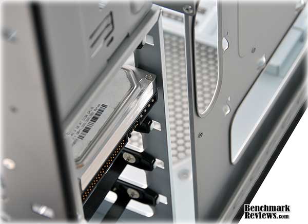 cm_haf932_amd_drive_clearance.jpg