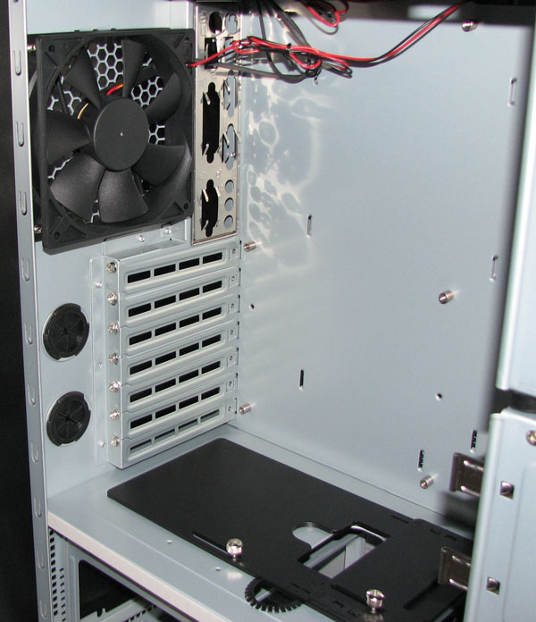 Antec P182 ATX Case Inside View