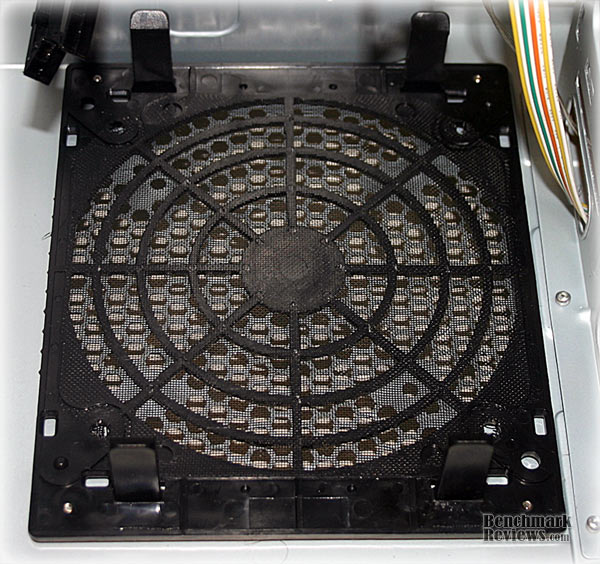 cm690_nvidia_bottom_fan_cli.jpg