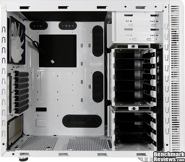 Fractal_Design_Define_R4_Arctic_White_Case_Interior.jpg