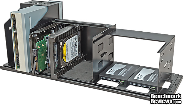SilverStone_Grandia_GD07_HTPC_Case_Drive_Carriage_Full.jpg
