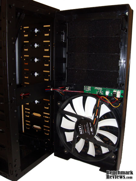 NZXT_Hades_FrontOpen.jpg