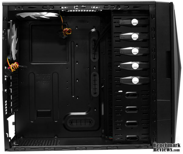 NZXT_Hades_InsideEmpty.jpg