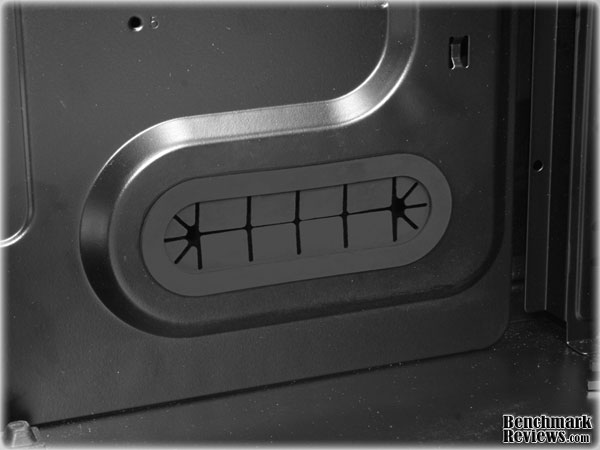 NZXT_Hades_InsideWirePSUGromet.jpg