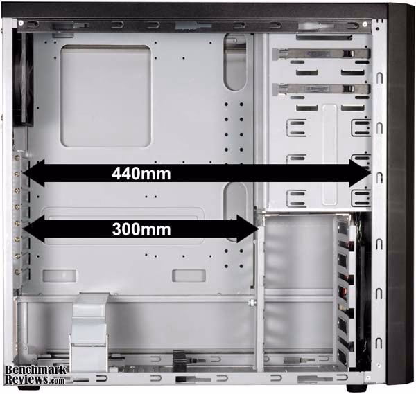 LanCool PC K56W B Open Measure
