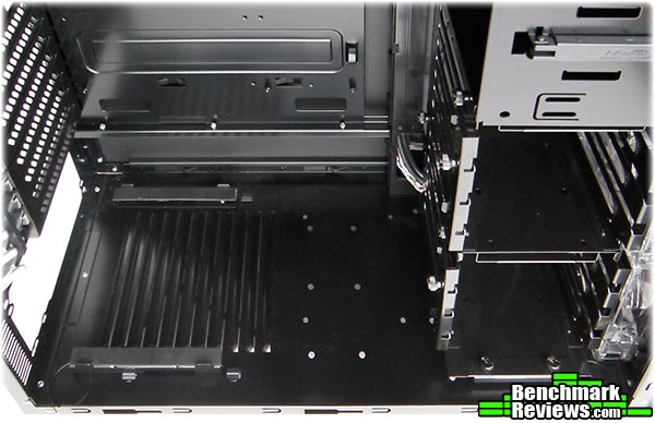 Lancool_PC-K63_Computer_Case_Inside_Bottom.jpg
