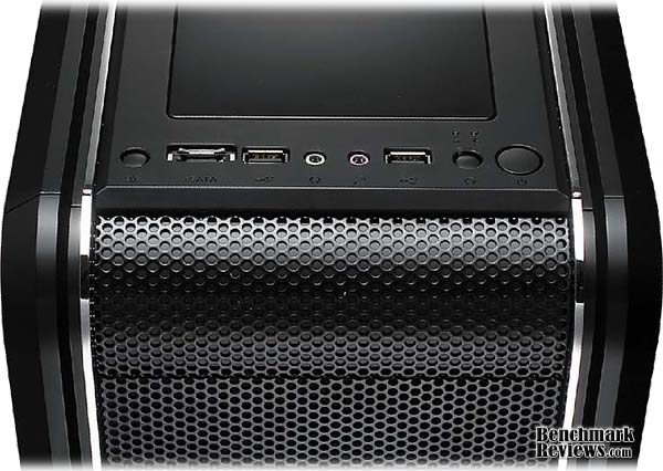 CM690-II_Advanced_Top_I-O-Ports.jpg