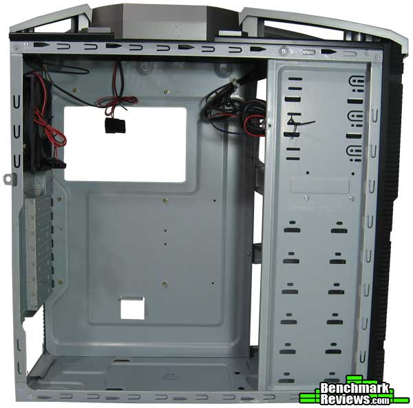 Antec_Six_Hundred_V2_Interior_Main.jpg