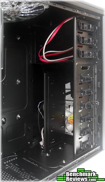 Thermaltake_Armor_A90_Mid_Tower_Inside_Front.jpg