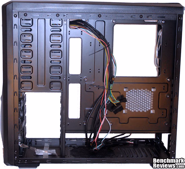 Zalman Z9Plus Interior CableManagementSide