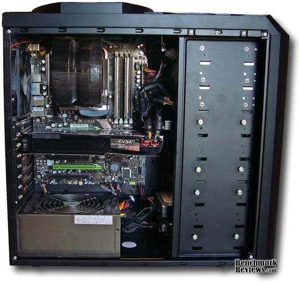 Antec-900Two_Inside_Install_View.jpg