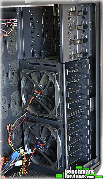 rosewill_blackhawk_ultra_front_interior.jpg
