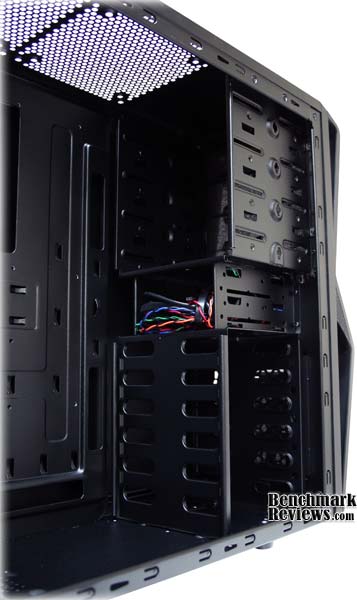 NZXT_Gamma_Open_Angle.jpg