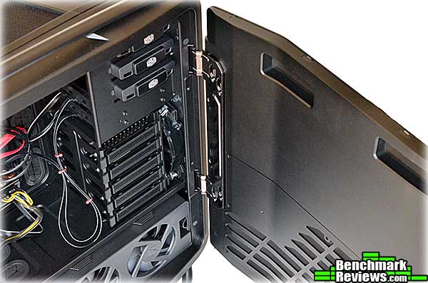 cooler_master_cosmos_ii_doors.jpg