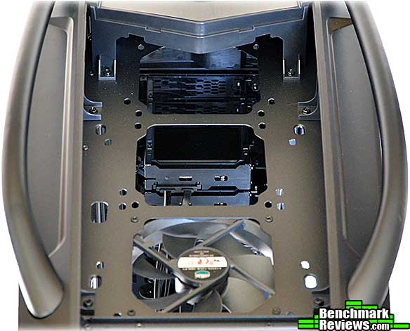 cooler_master_cosmos_ii_top_removed.jpg