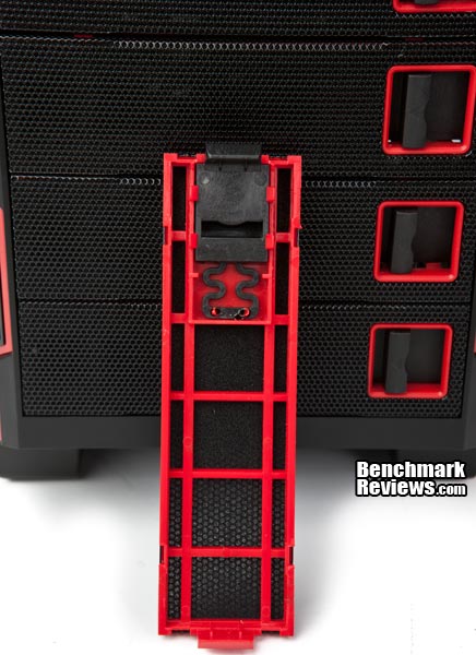 Raidmax_Seiran_BayCover.jpg