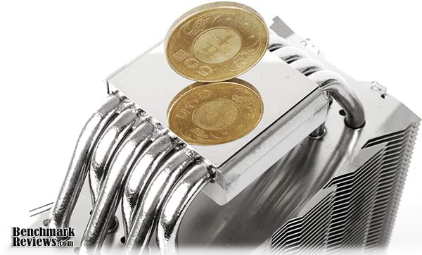 Thermalright_Venomous-X_CPU-Cooler_Heatsink_Base.jpg