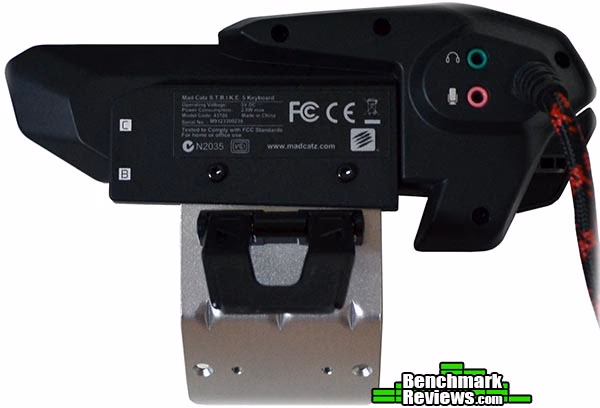 Mad Catz Strike5 OLED Panel, ports
