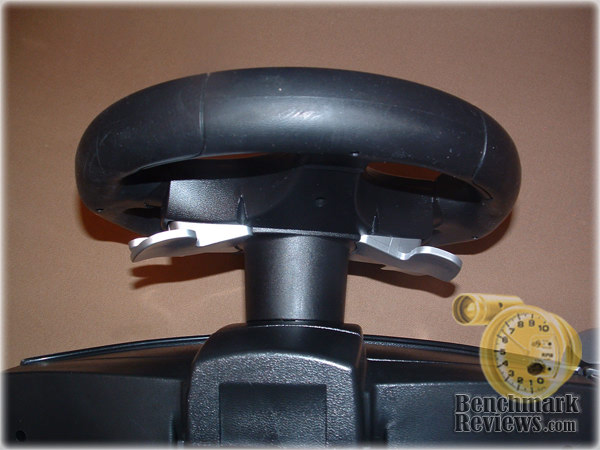 Thrustmaster_RGT_Force_Feedback_Pro_Clutch_Edition_top.jpg