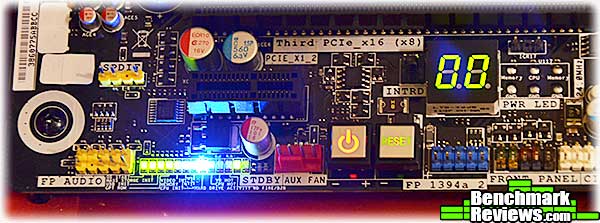 intel_dx79si_buttons_lights2.jpg