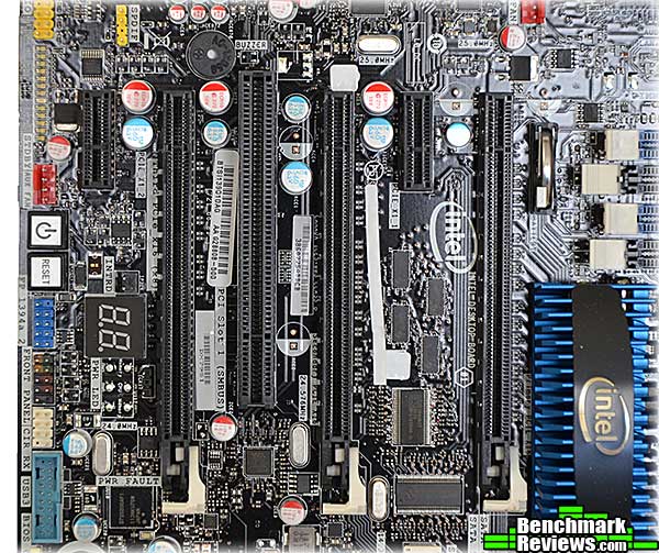 intel_dx79si_slots.jpg