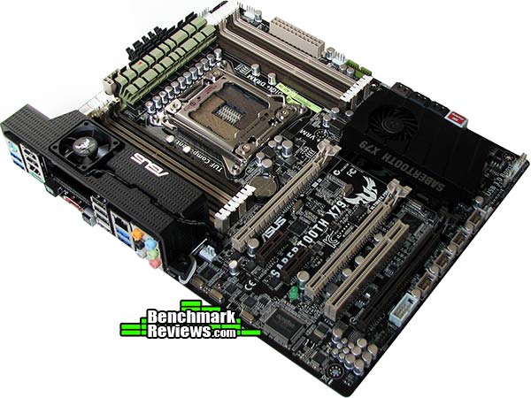 ASUS-TUF-Sabertooth-X79-Motherboard-Angle-PCI.jpg