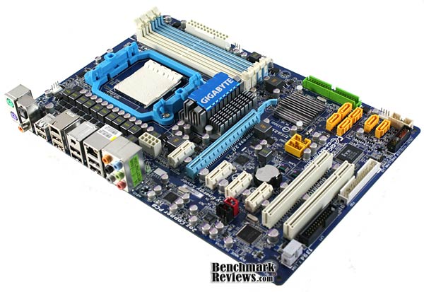 gigabyte_ma770t_ud3p_angle.jpg