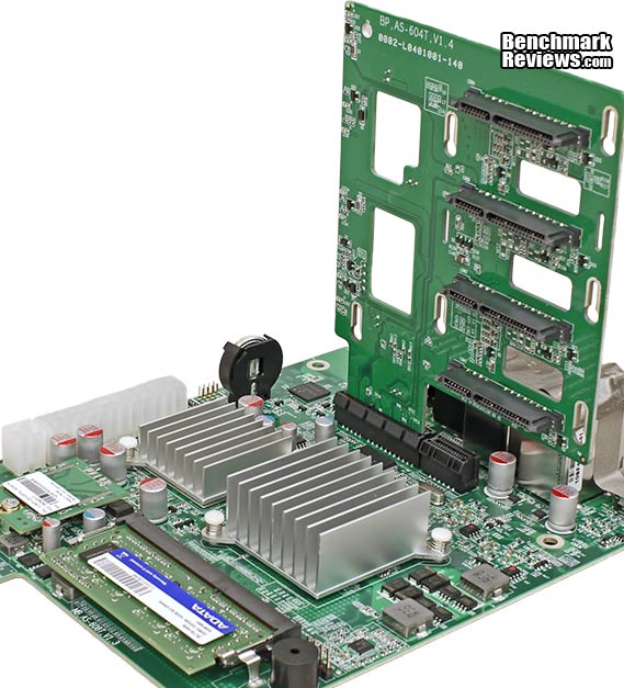 ASUSTOR_AS-640T_NAS_Server_Two_PCBs_01.jpg