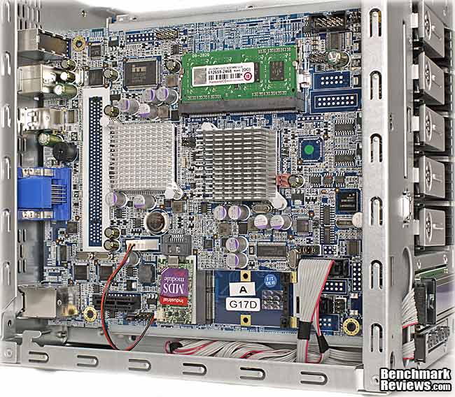 Thecus_N5550_NAS_Server_Side_Panel_Off_01.jpg
