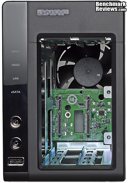 QNAP_TS-219P_Turbo_NAS_Server_Front_Bay_Empty_01.jpg