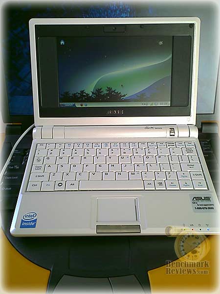ASUS_Eee_PC_On_Top.jpg