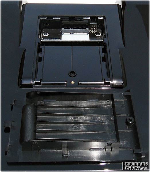 Zalman_ZM-NC2500Plus_Notebook_Cooler_HDD_Bay.jpg